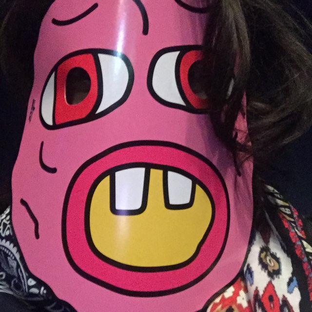 Lauren R's profile image