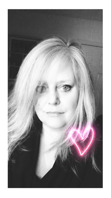 Lynn Chambers's profile image